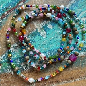 Natural Life: Beaded Necklace